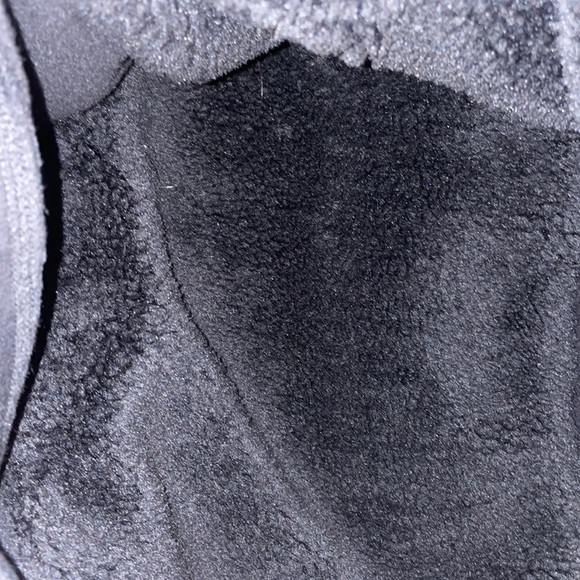 ALO Frost Long Sleeve Hoodie - Picture 3 of 6